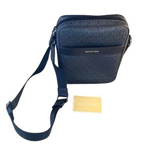 Michael Michael Kors | Cooper Men’s Flight Crossbody Bag Black and Gray - Large